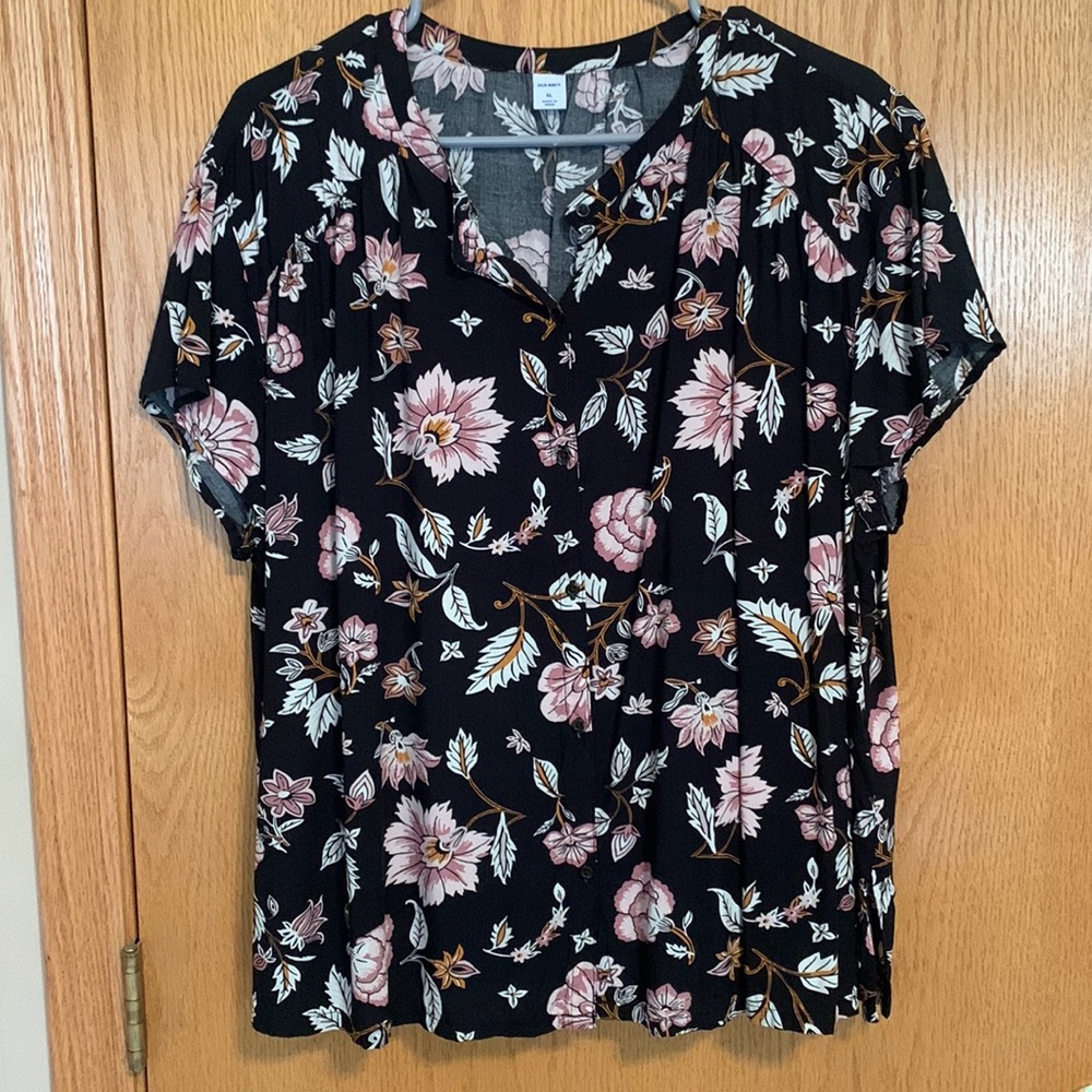Old Navy Floral Button Down Top